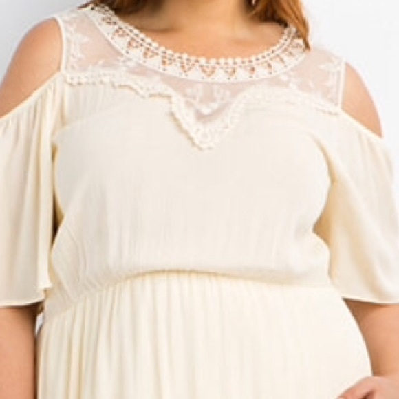 SOLD Fabulous Plus size crochet open - Picture 4 of 4