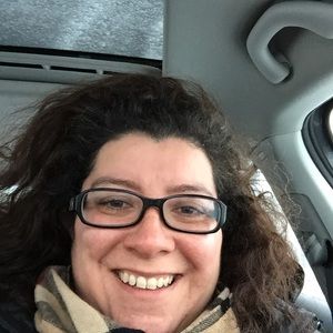 Meet your Posher, Maya