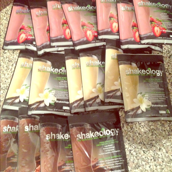 Shakeology 17 pack