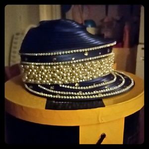 Donna Vinci Hat 1473