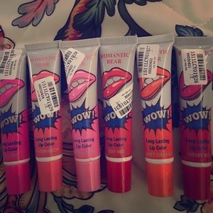 Romantic bear WOW lip color