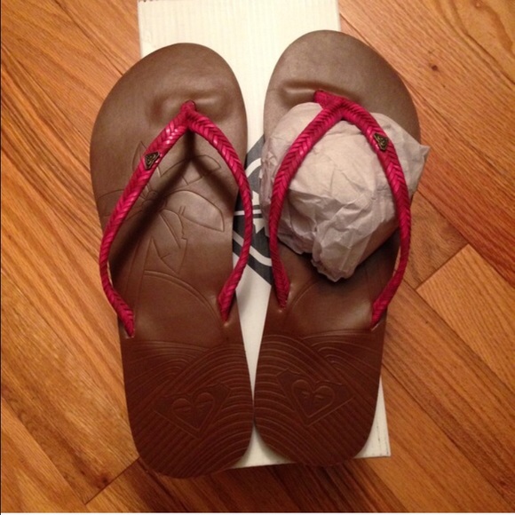 Reserved Bundle of Roxy flip flops