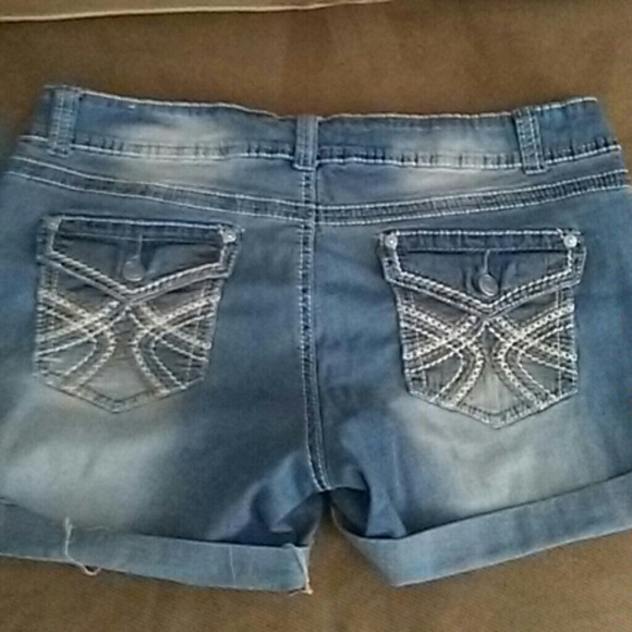 Rue 21 shorts sz 15