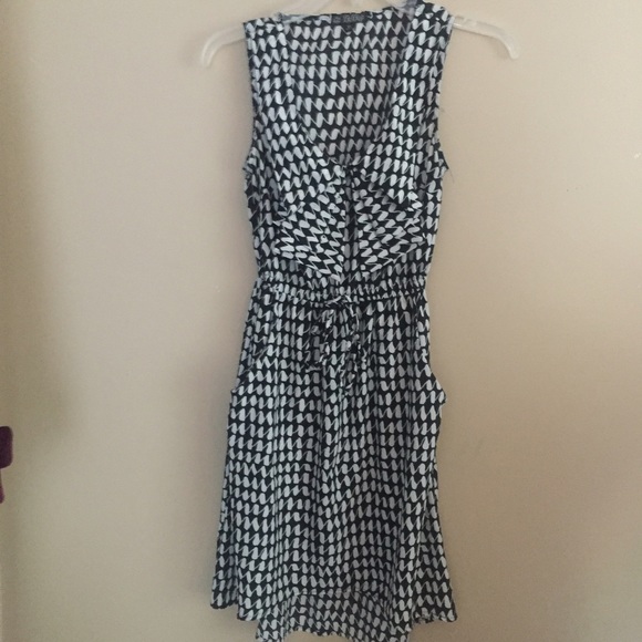 BeBop Bow Dress - Picture 2 of 3