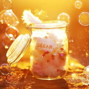 Meet your Posher, Eva-marie