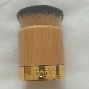 Tarte Airbuki Foundation Brush
