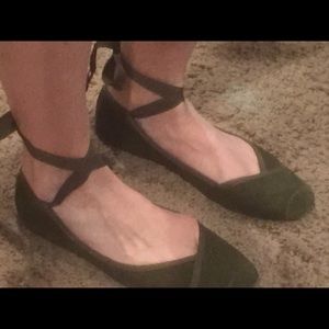 Ballet flats with ankle ties