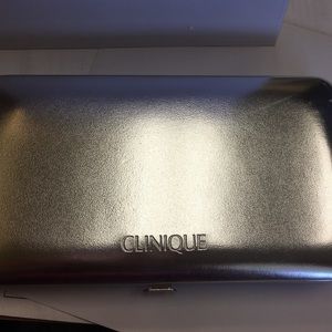 Gently used Clinique eyeshadow palette