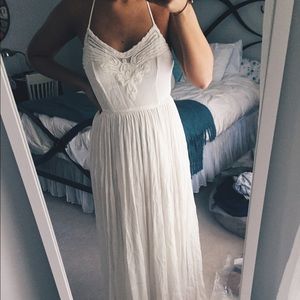 Kimchi Blue--White Dove Crinkle Gauze Maxi Dress