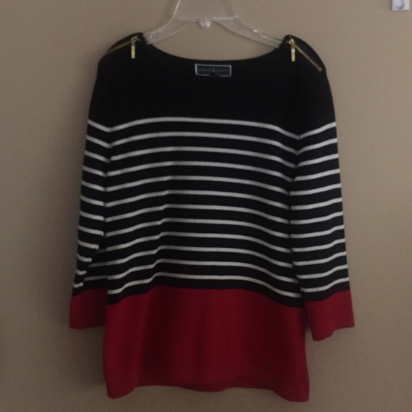 $5 SALE!!Karen Scott Striped Zip Shoulder - Picture 2 of 3