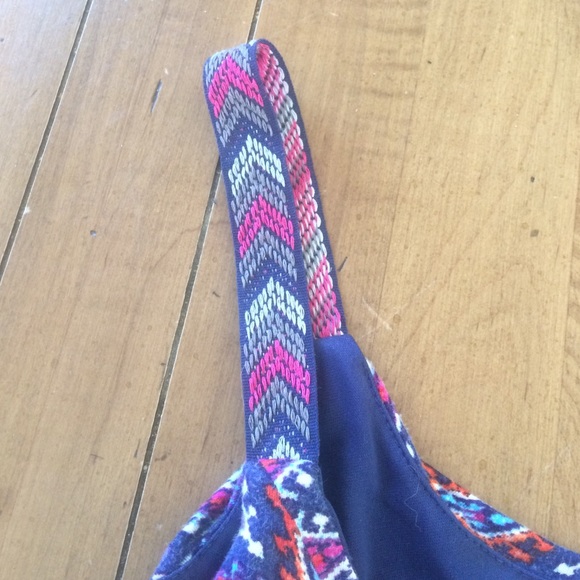 Adorable romper :) - Picture 2 of 3