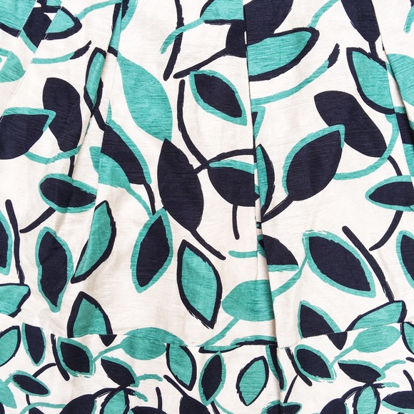 MOVING SALEπBCBGMAXAZRIA The Pleated Skirt Kailin - Picture 2 of 4