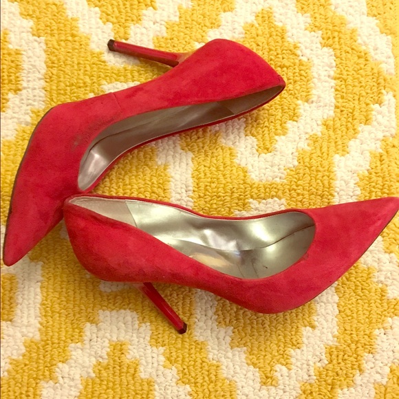 Amazing heals! Simple, all red.
