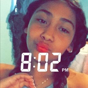 Meet your Posher, Fatima