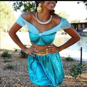 Princess Jasmine costume + jewelry