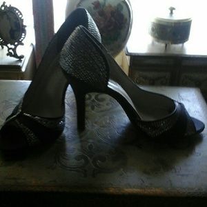 Women's formal beaded black&silver high heel sz 8