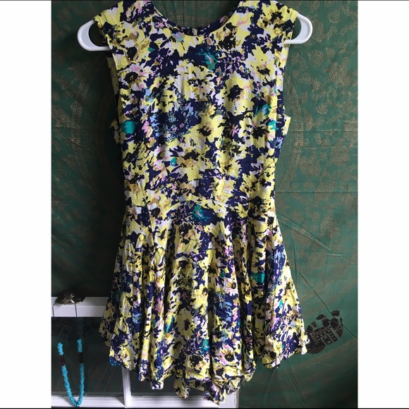 Gorgeous asymmetrical H&M dress