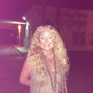 Meet your Posher, Pamela