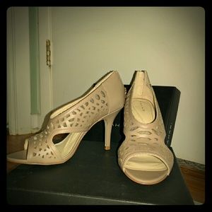 Tahari Lucie open toe leather heels