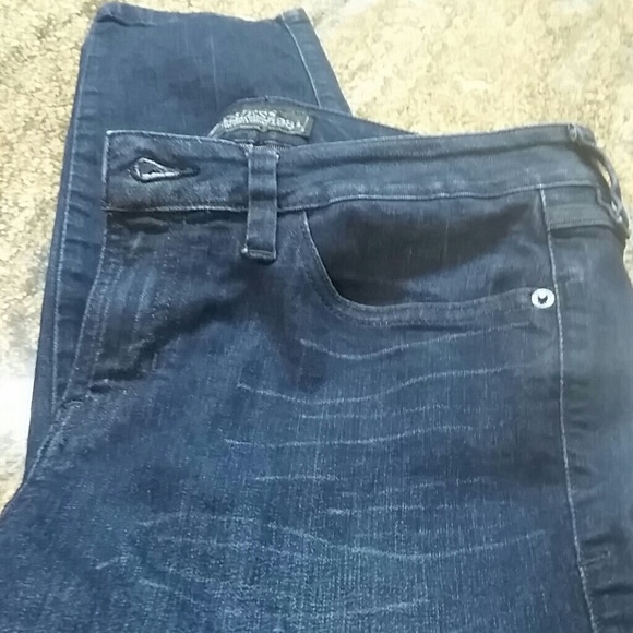 Guess Like new Brittney Skinny Sz 30 - Picture 2 of 4