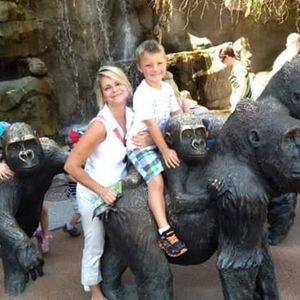 Meet your Posher, Carolyn