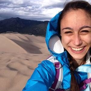 Meet your Posher, Laura