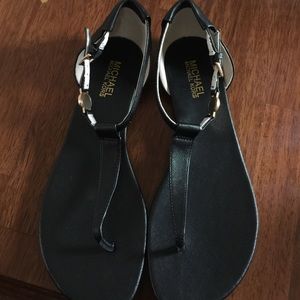 Authentic Michael Kors sandals - size 10