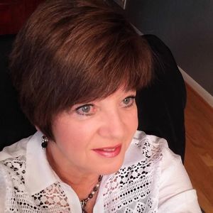 Meet your Posher, Darlene