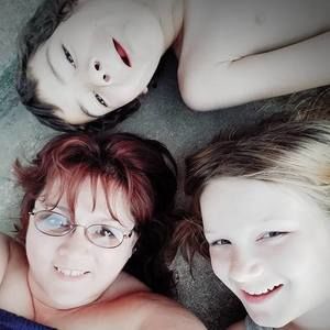 Meet your Posher, Corena