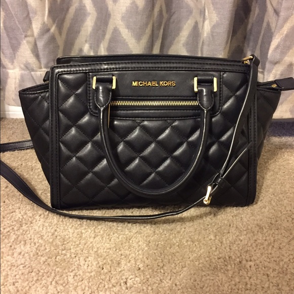 Michael Kors Selma Medium Quilt Bag