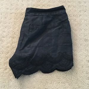 Ann Taylor Loft Black linen scalloped shorts