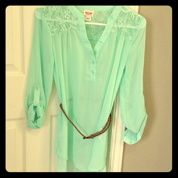 Mint colored blouse with belt - Picture 1 of 2