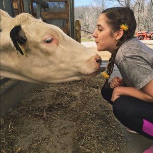 Meet your Posher!🌸🌲😋