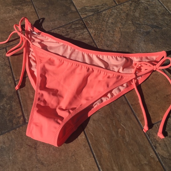 Victoria secret tie side scrunch bottom