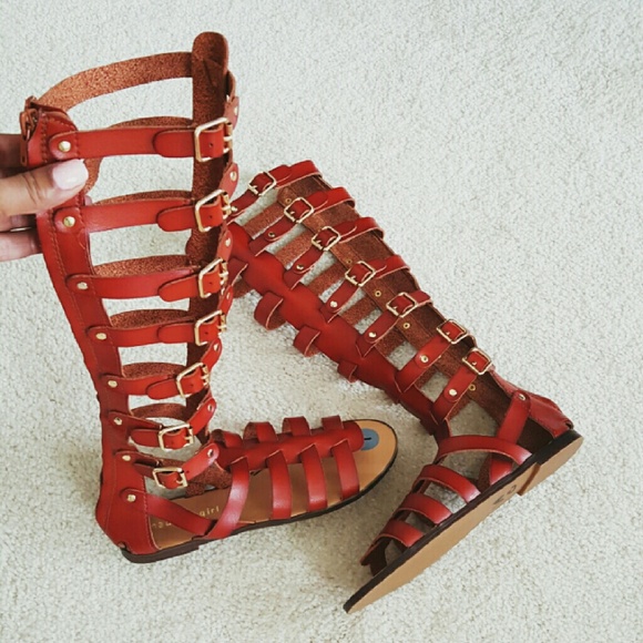 Steve Madden Shoes - Madden tall cognac gladiators