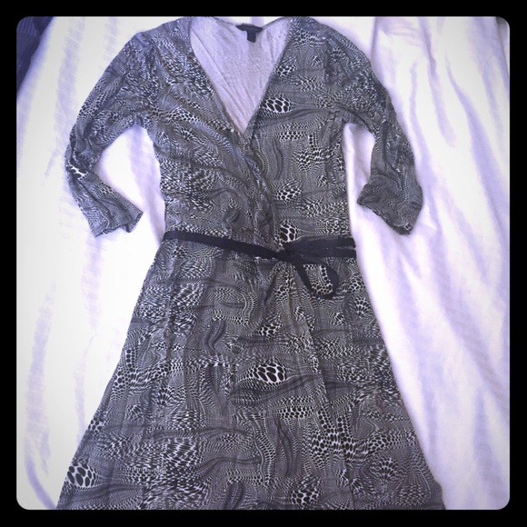 ✨✨Sale✨Express wrap dress