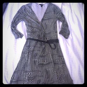 ✨✨Sale✨Express wrap dress