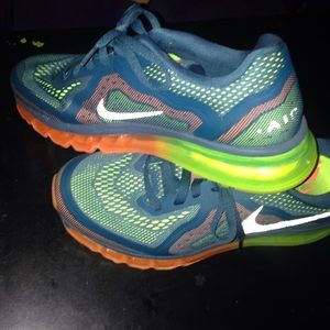 Nike woman's air max