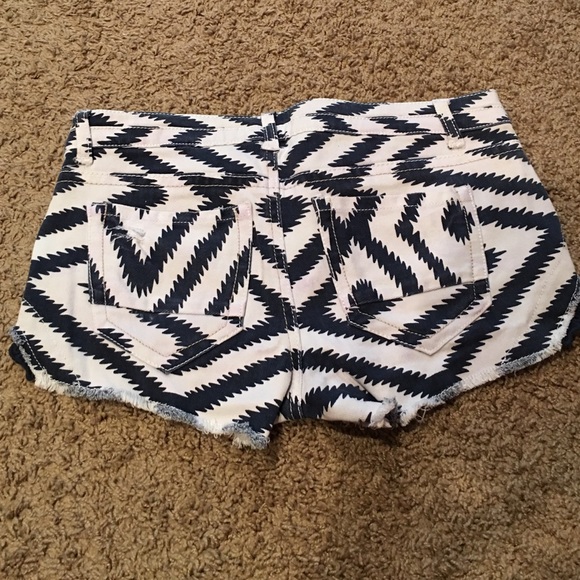 Shorts - Picture 2 of 2