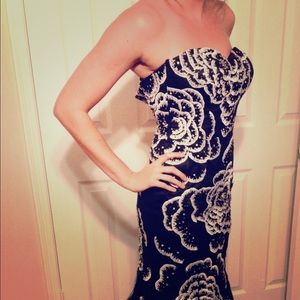 Black and white mermaid style prom dress