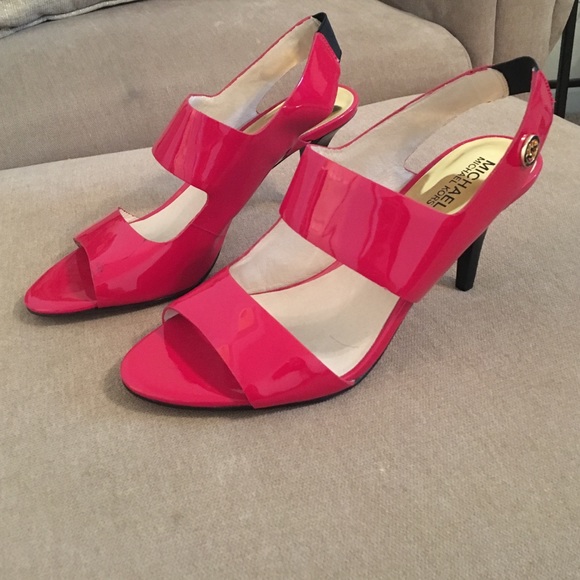 Red Michael Kors sling back Heels👠👠👠👠