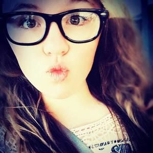 Meet your Posher, Clare