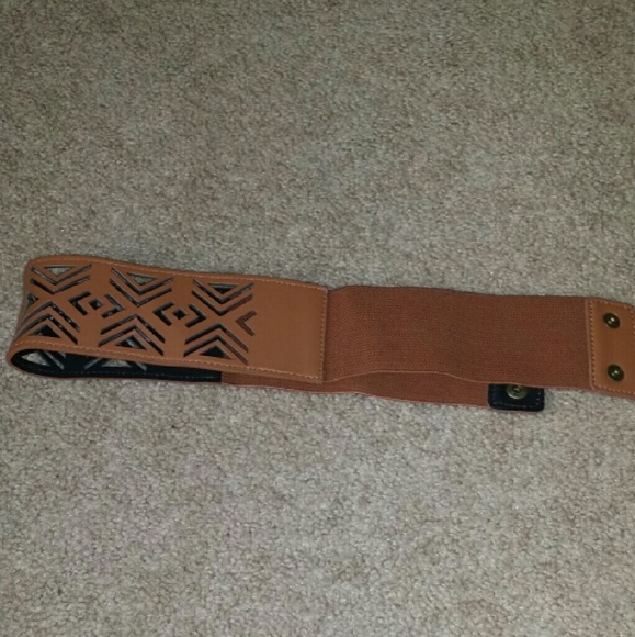 Belt - Picture 2 of 2