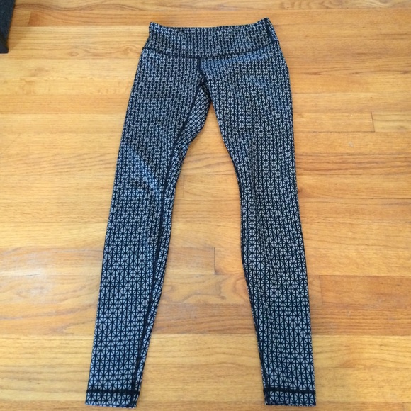 Lululemon printed Wunder Under Pants