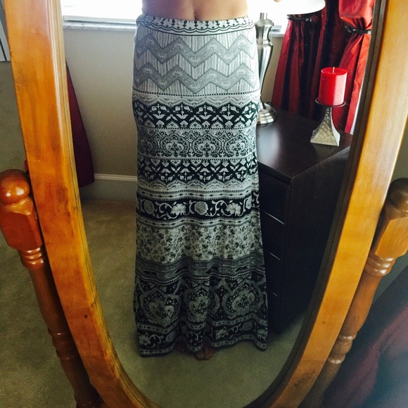 Billabong long Maxi Skirt