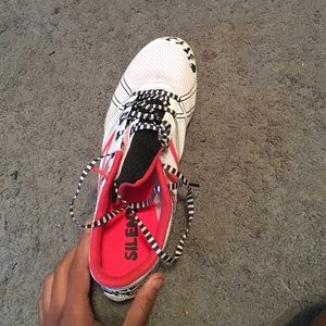 New balance track spikes