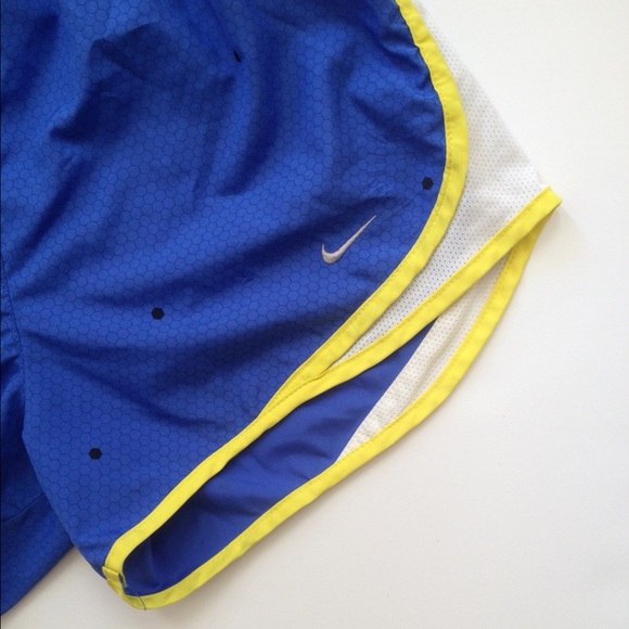 !SOLD! Nike Dri-Fit Honeycomb Shorts - Picture 2 of 3