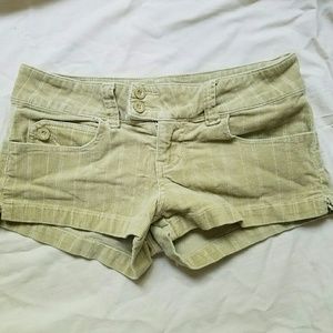 Soft jean short