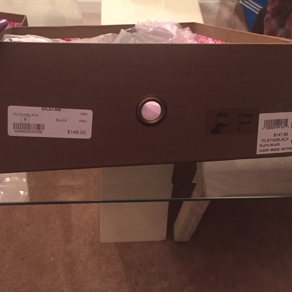 Never worn - Picture 3 of 3