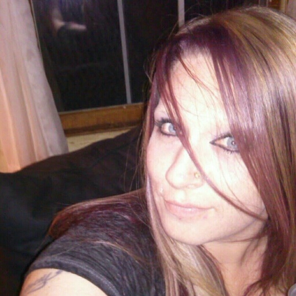 Meet your Posher, Stacey - Picture 1 of 1